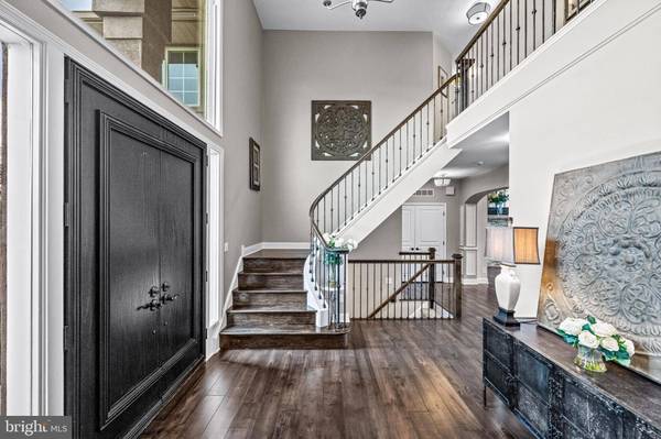 568 BARTRAM RD, Moorestown, NJ 08057