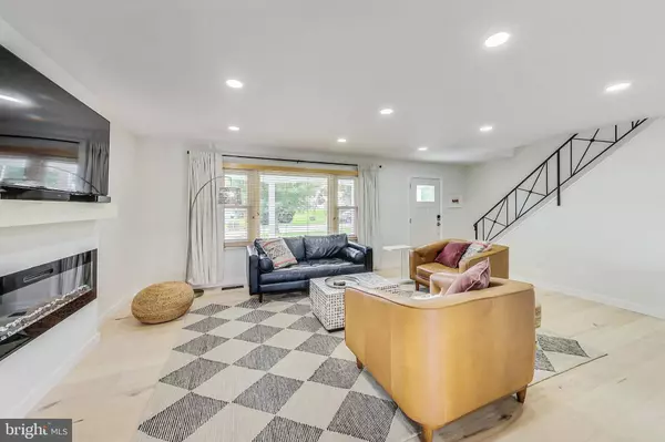 2939 TALLOW LN, Bowie, MD 20715