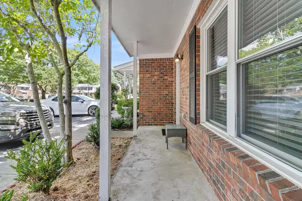 1064 Hunters Trce, Mount Pleasant, SC 29464