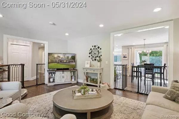 5332 VAN NESS Drive, Bloomfield Hills, MI 48302