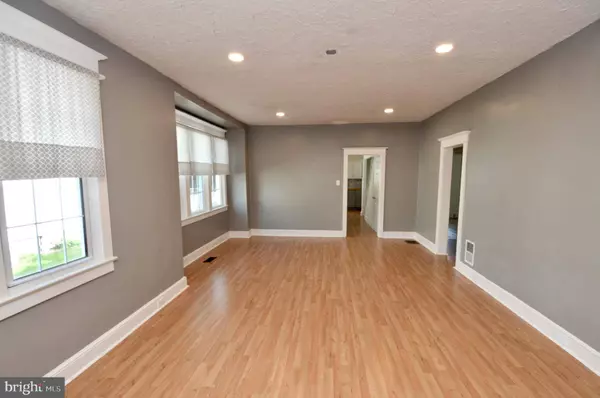 607 ARNDT AVE, Riverside, NJ 08075