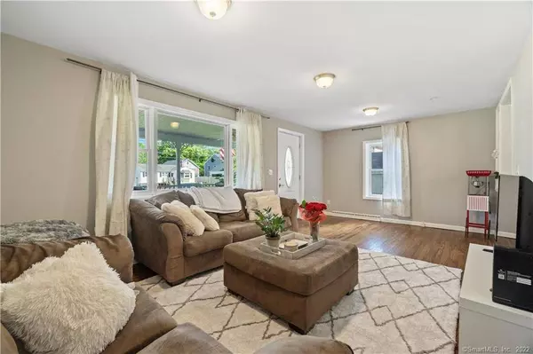 46 Maple Avenue, Bethel, CT 06801