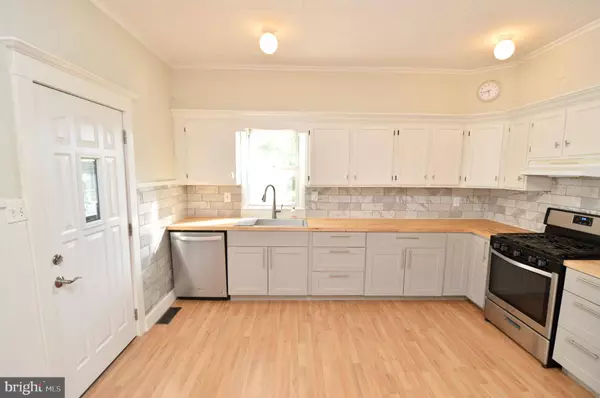 607 ARNDT AVE, Riverside, NJ 08075