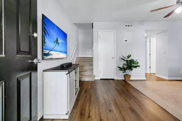 1064 Hunters Trce, Mount Pleasant, SC 29464