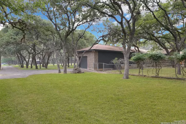 25311 Broad Oak Trail, San Antonio, TX 78255