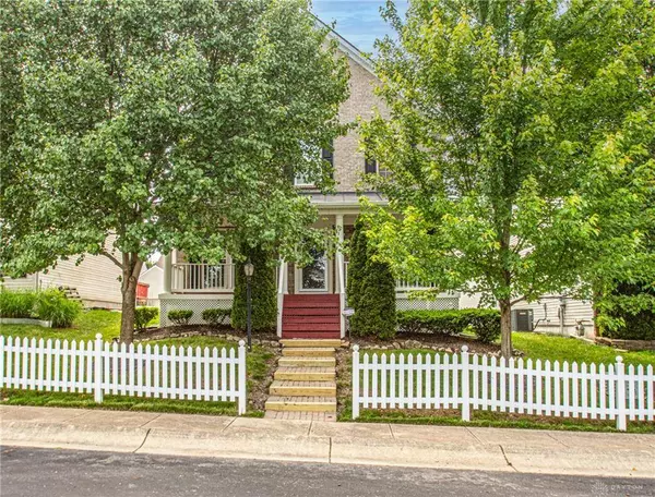 2609 Royal Gateway, Dayton, OH 45431