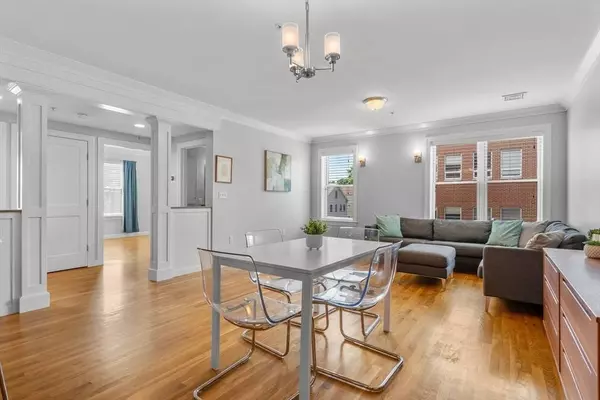 156 Green St #204, Boston, MA 02130