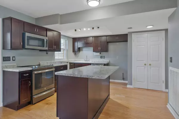 8207 Sawyer Brown Rd #H5, Nashville, TN 37221