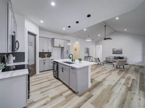 13660 Williams Road, Azle, TX 76020