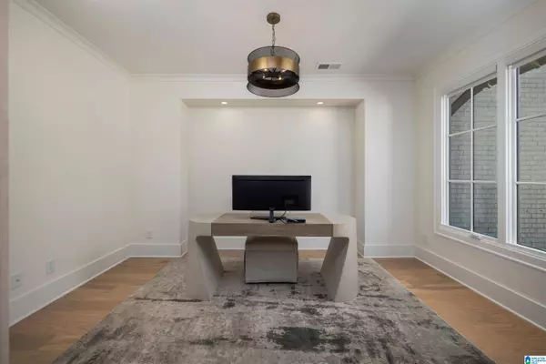 3053 ADLEY CIRCLE, Hoover, AL 35244