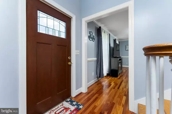 7701 RIVER RD, Fredericksburg, VA 22407