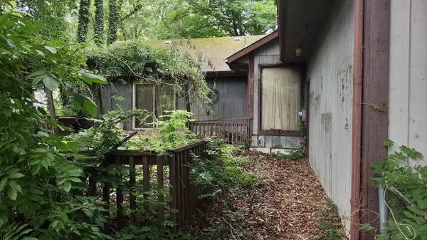 209 Greenbrier Road, Sunbury, OH 43074