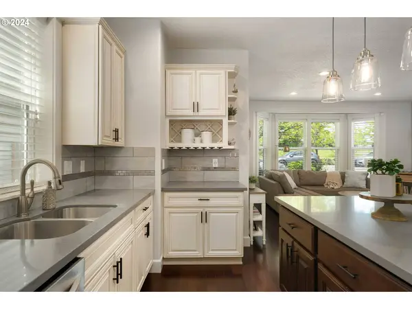 13530 SE STEELE ST, Portland, OR 97236