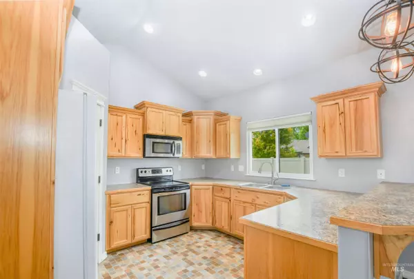 1307 W Belknap, Nampa, ID 83686