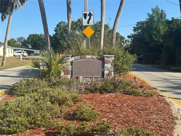 220 E CANAL WAY NE, Lake Placid, FL 33852