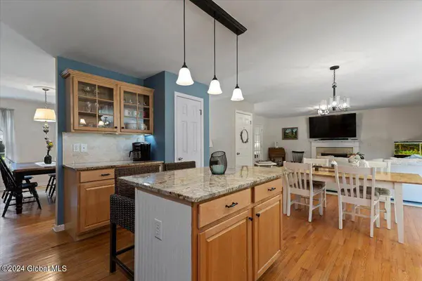 34 Whitney Road #South, Saratoga Springs, NY 12866