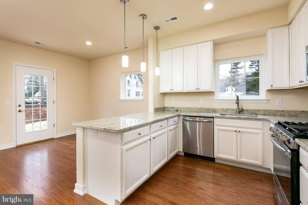 513 DELAWARE AVE, Delanco, NJ 08075