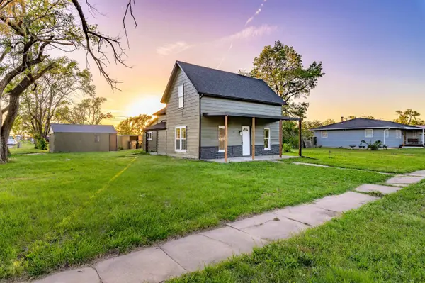 303 N Kansas Ave, Burrton, KS 67020