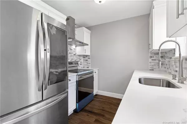 151 Shelter Rock Road #94, Danbury, CT 06810