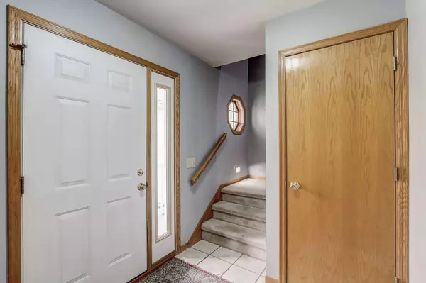 1106 Heritage Court, Waunakee, WI 53597