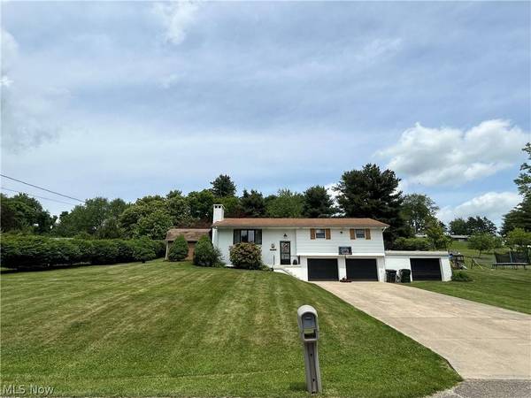 46827 Almar CIR, St. Clairsville, OH 43950