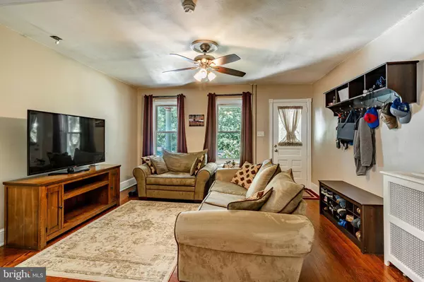 1334 LOVERING AVE, Wilmington, DE 19806