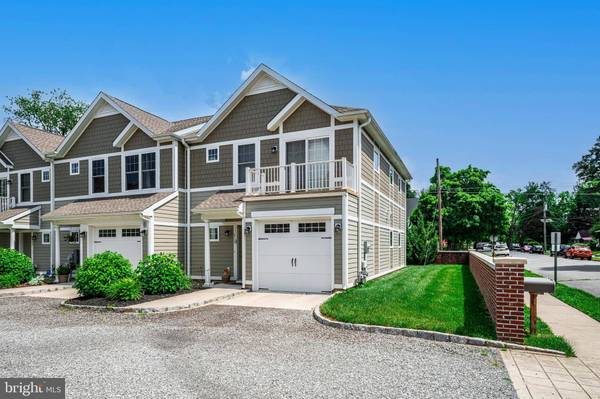 513 DELAWARE AVE, Delanco, NJ 08075