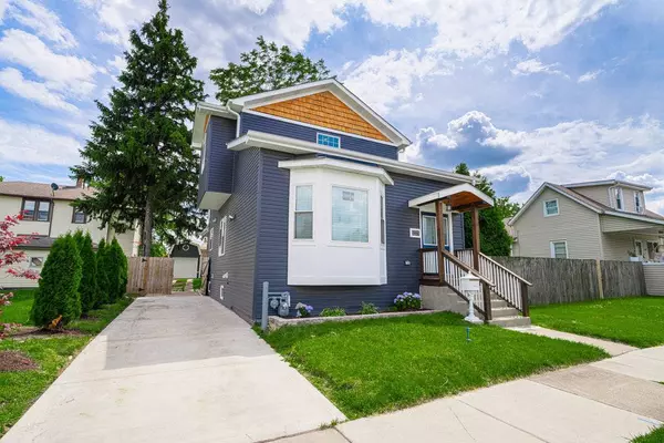 2223 DesPlaines ST, Blue Island, IL 60406