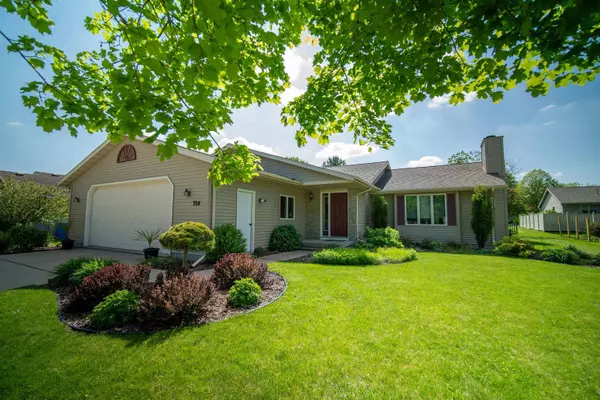 704 Western Meadows Drive, Watertown, WI 53098