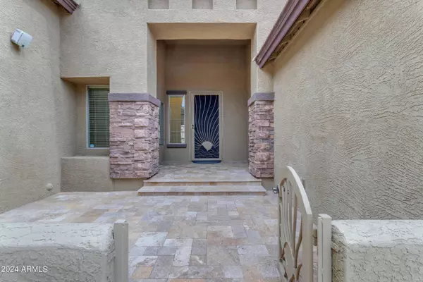 1270 E BARANCA Road, Gilbert, AZ 85297