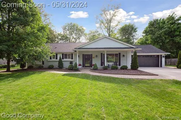5332 VAN NESS Drive, Bloomfield Hills, MI 48302