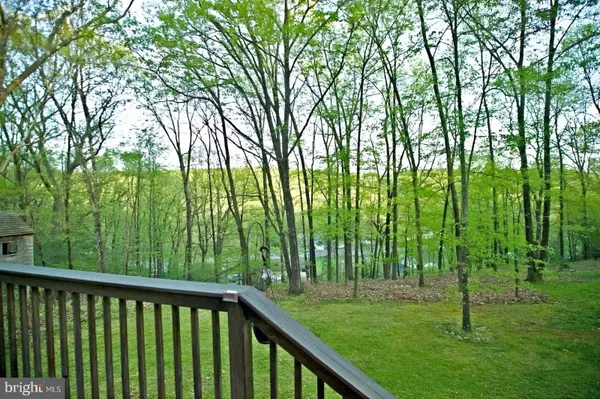 437 BETSY CT, Stroudsburg, PA 18360