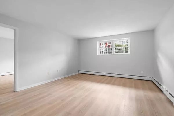 4 Robinwood Ave #2, Boston, MA 02130