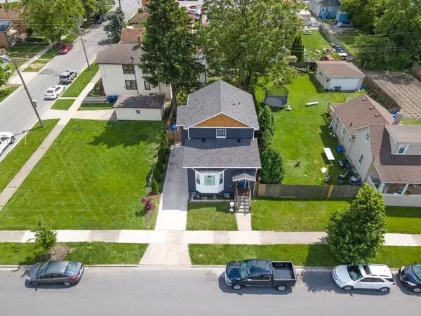 2223 DesPlaines ST, Blue Island, IL 60406