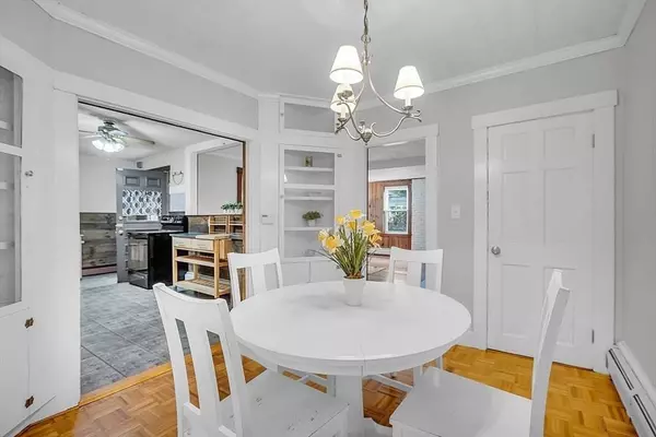 52 High St, Hudson, MA 01749