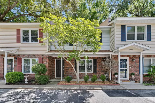 1064 Hunters Trce, Mount Pleasant, SC 29464