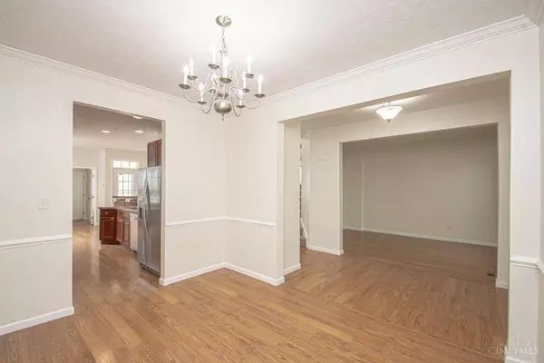 2609 Royal Gateway, Beavercreek, OH 45431