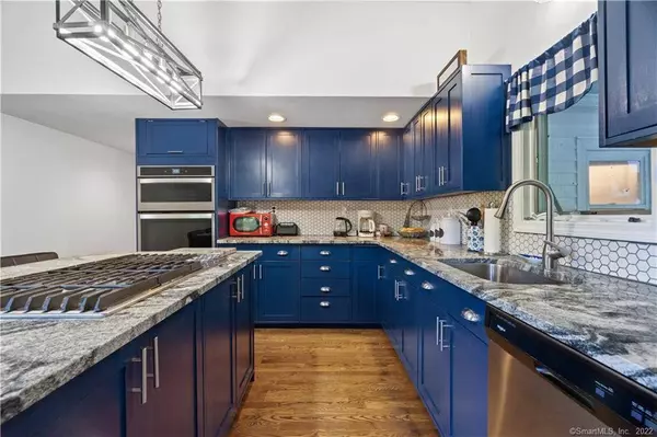 46 Maple Avenue, Bethel, CT 06801