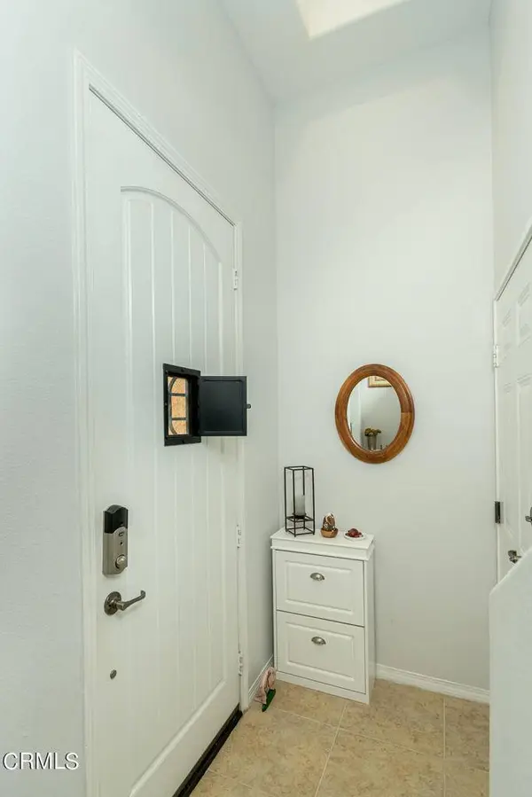 28511 Herrera ST, Valencia, CA 91354