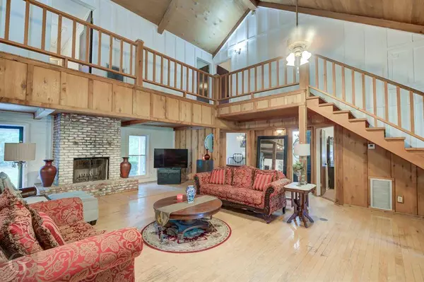 1124 Johnson Road, Doyline, LA 71023