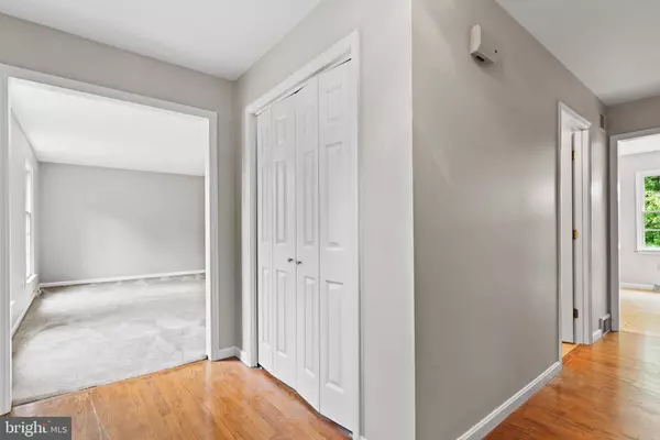 3948 BROOKRIDGE DR, Mechanicsburg, PA 17050