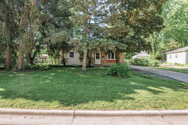 5839 Quebec AVE N, Crystal, MN 55428