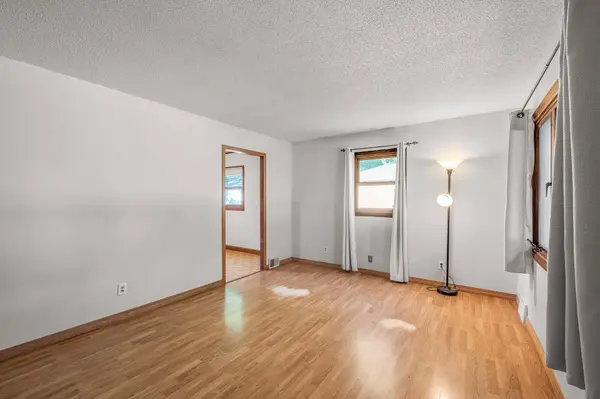 5839 Quebec AVE N, Crystal, MN 55428