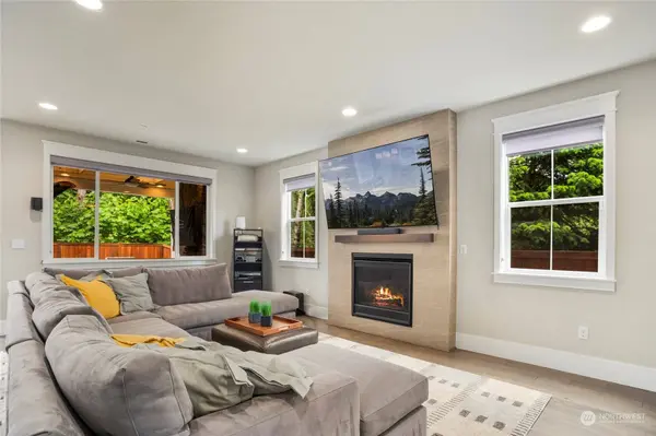 10122 134th PL NE, Kirkland, WA 98033