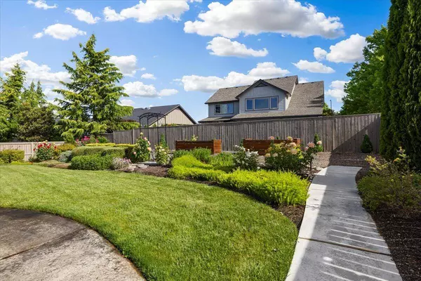 3797 Windgate St, Medford, OR 97504