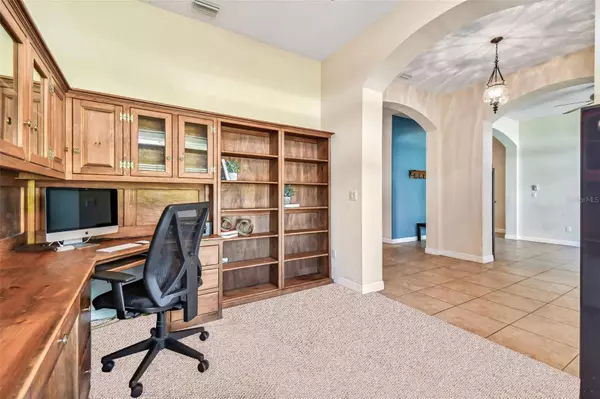 3205 DUCHESS CT, Plant City, FL 33565