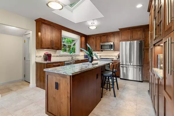 40 Vine Street, Lexington, MA 02420