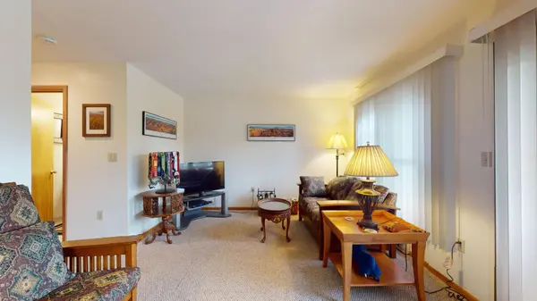 10 Dooling WAY #3, Lake Placid, NY 12946