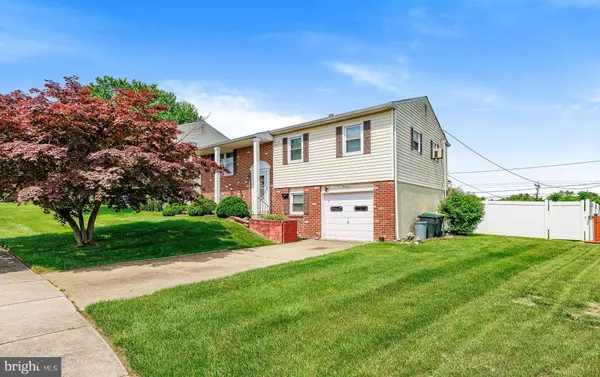 41 SKYLINE DR, New Castle, DE 19720