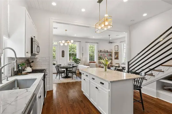 3726 CONSTANCE ST, New Orleans, LA 70115